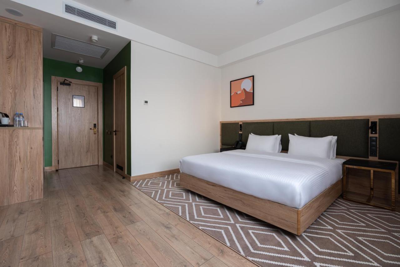 The Elements Hotel Tashkent Exterior photo